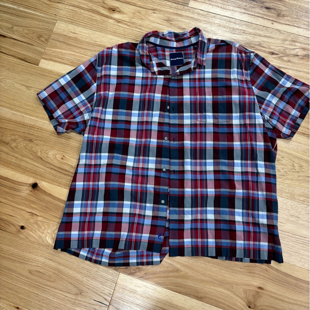Men's Tommy Bahama shirt!